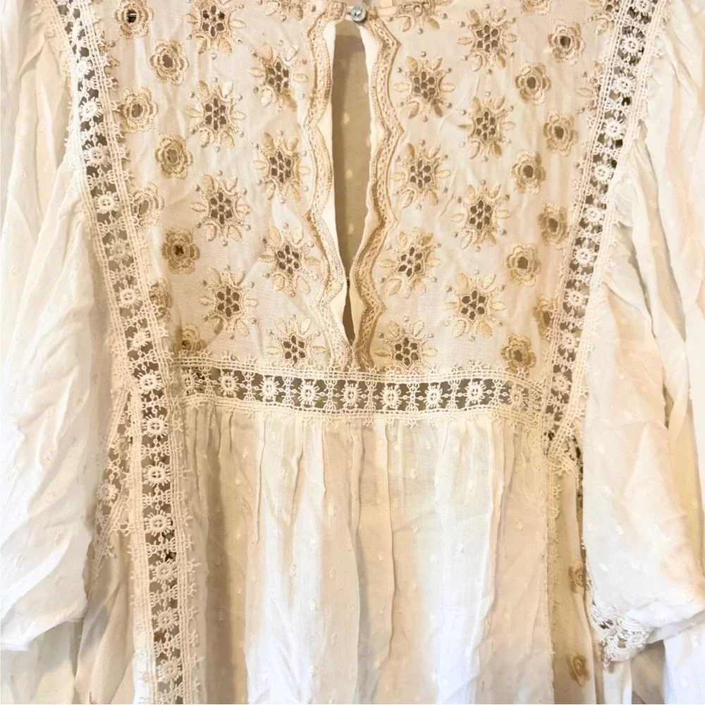 Free People Ivory Embroidered Boho Peasant Tunic Top Lace Inset Balloon Sleeve L - Picture 2 of 5